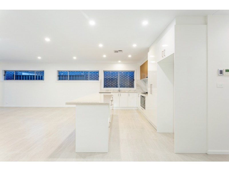 40 Zealie Bend, Googong NSW 2620