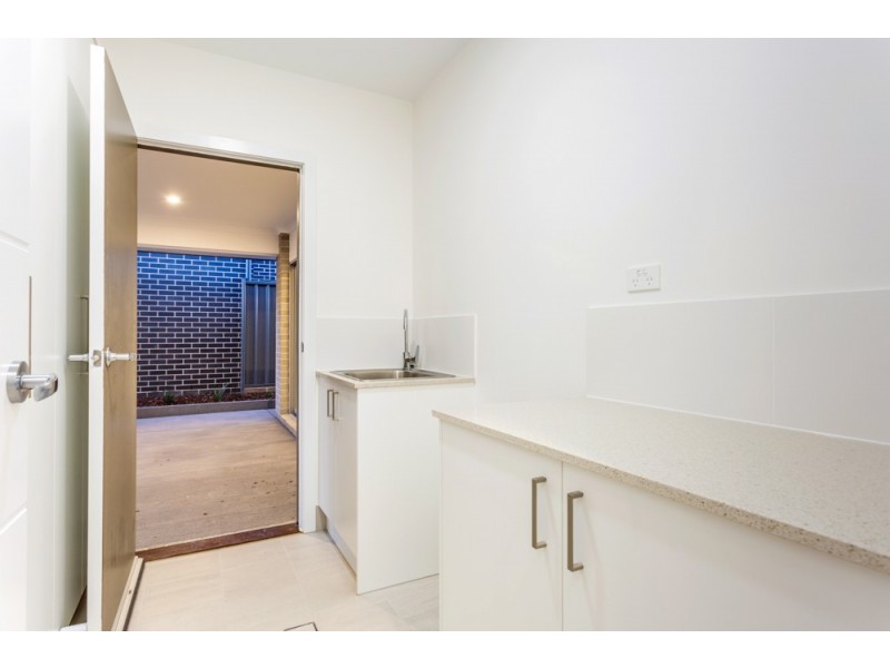 40 Zealie Bend, Googong NSW 2620