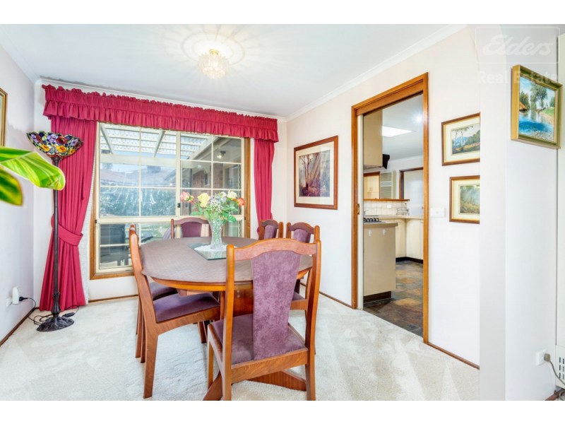 25 Furlong Road, Queanbeyan West NSW 2620