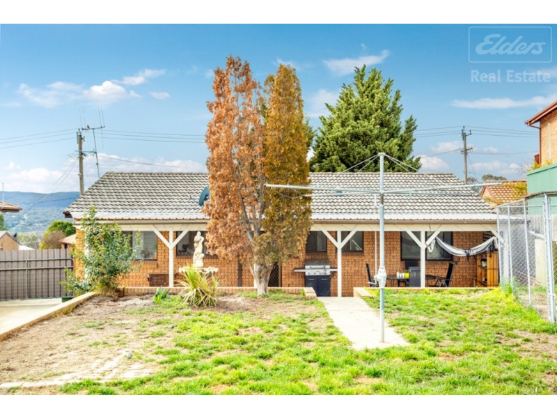 11 Sassafras Crescent, Karabar NSW 2620