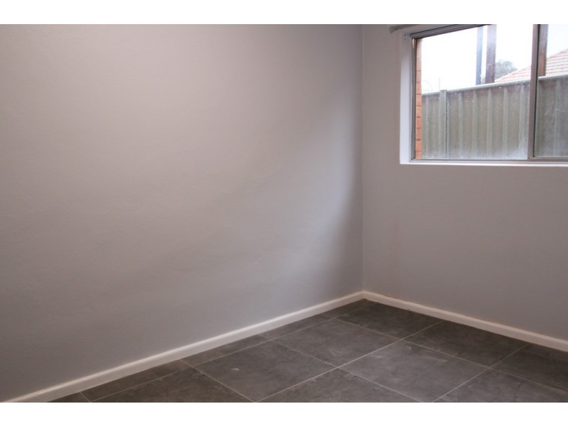 2/39 Thuralilly Street, Queanbeyan NSW 2620