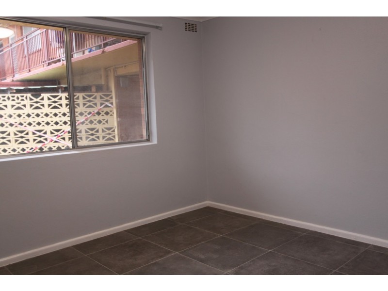 2/39 Thuralilly Street, Queanbeyan NSW 2620