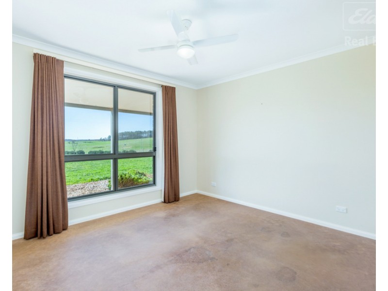 86 Neils Creek Road, Bungendore NSW 2621