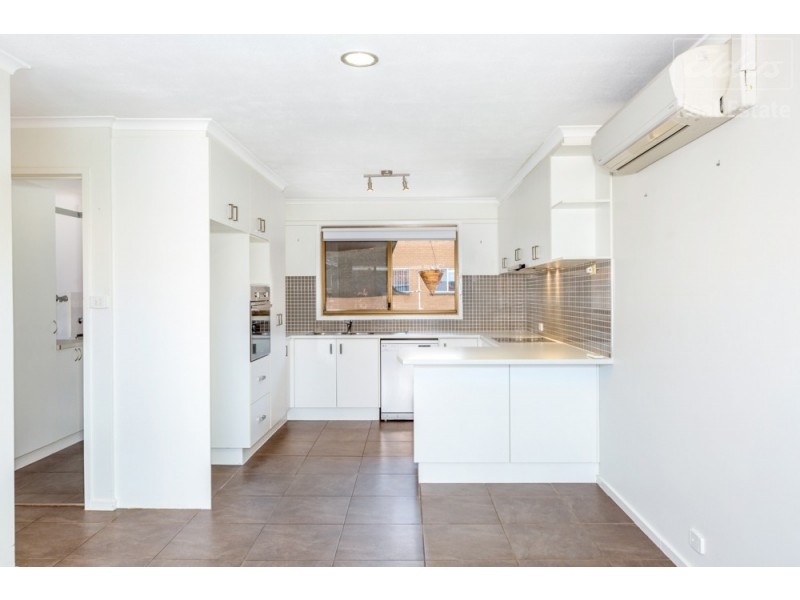 7/15 McKeahnie Street, Queanbeyan NSW 2620