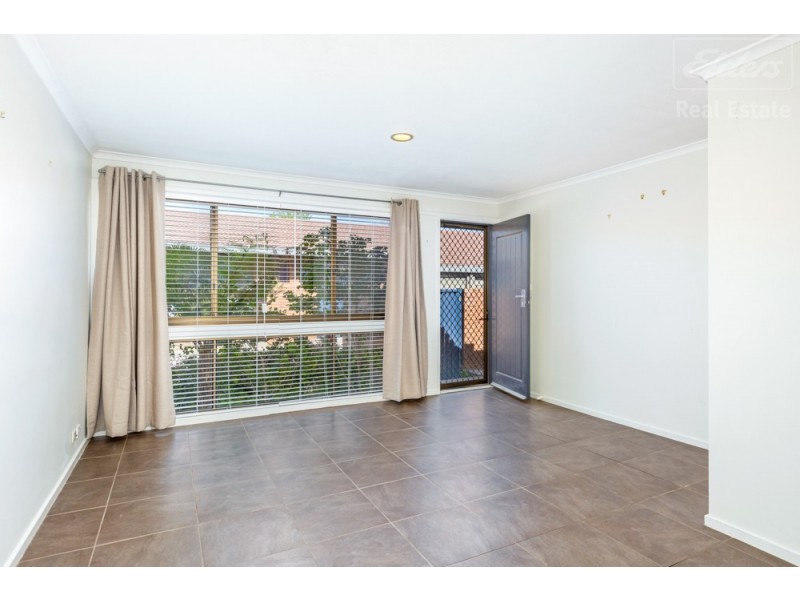 7/15 McKeahnie Street, Queanbeyan NSW 2620