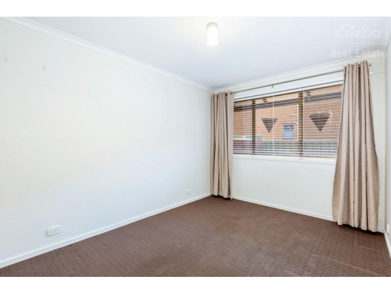7/15 McKeahnie Street, Queanbeyan NSW 2620