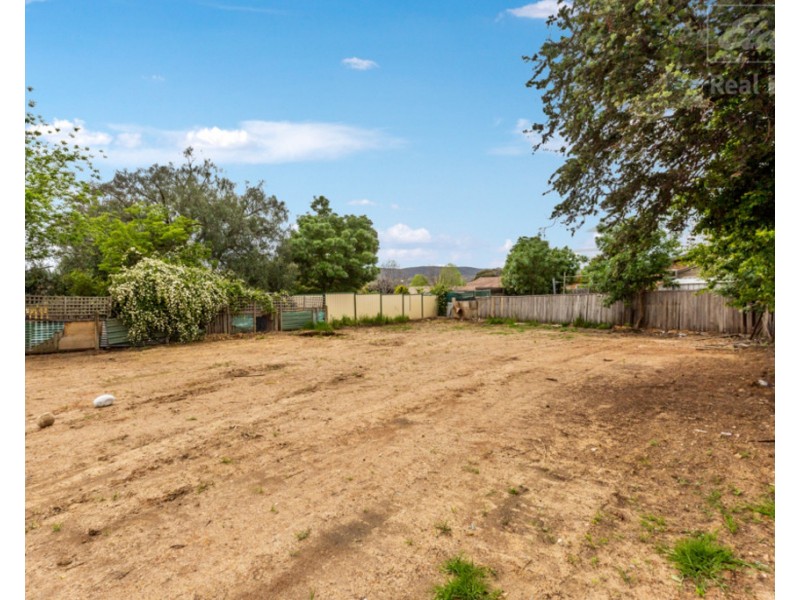 22 Boronia Crescent, Karabar NSW 2620