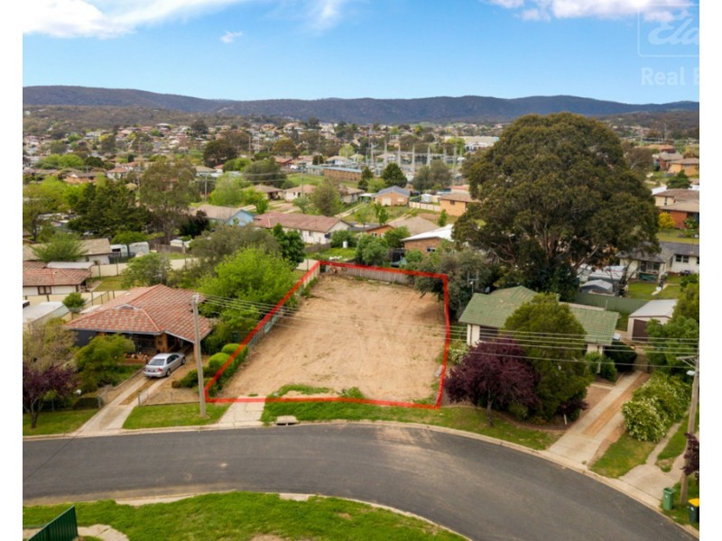 22 Boronia Crescent, Karabar NSW 2620