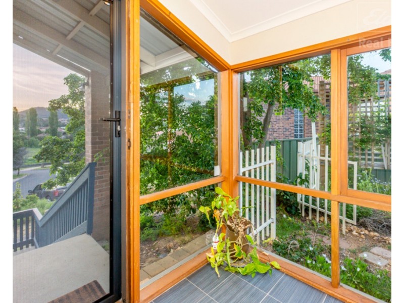 16 Doyle Place, Karabar NSW 2620