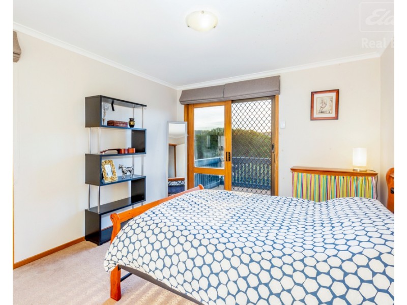 16 Doyle Place, Karabar NSW 2620