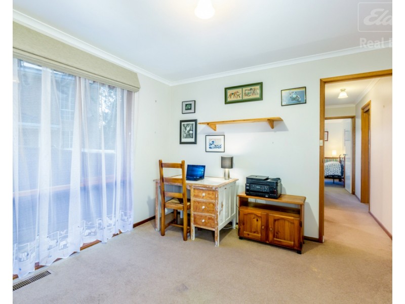 16 Doyle Place, Karabar NSW 2620