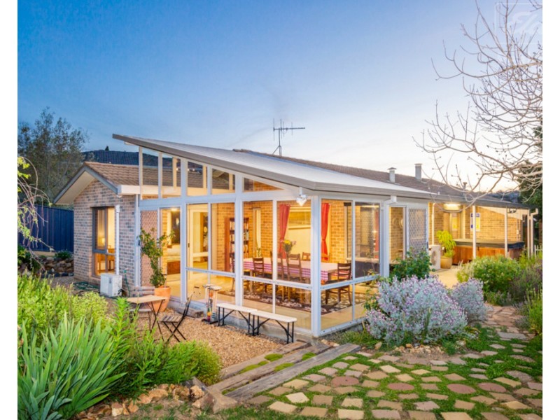 16 Doyle Place, Karabar NSW 2620