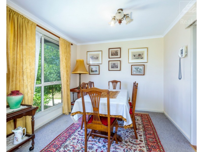 17 Waratah Street, Karabar NSW 2620