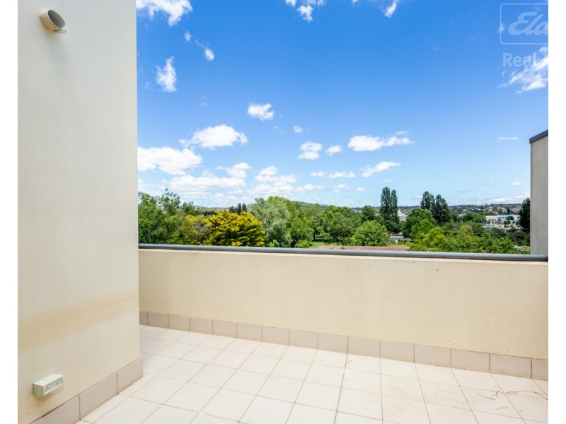 33/12 Waniassa Street, Queanbeyan East NSW 2620