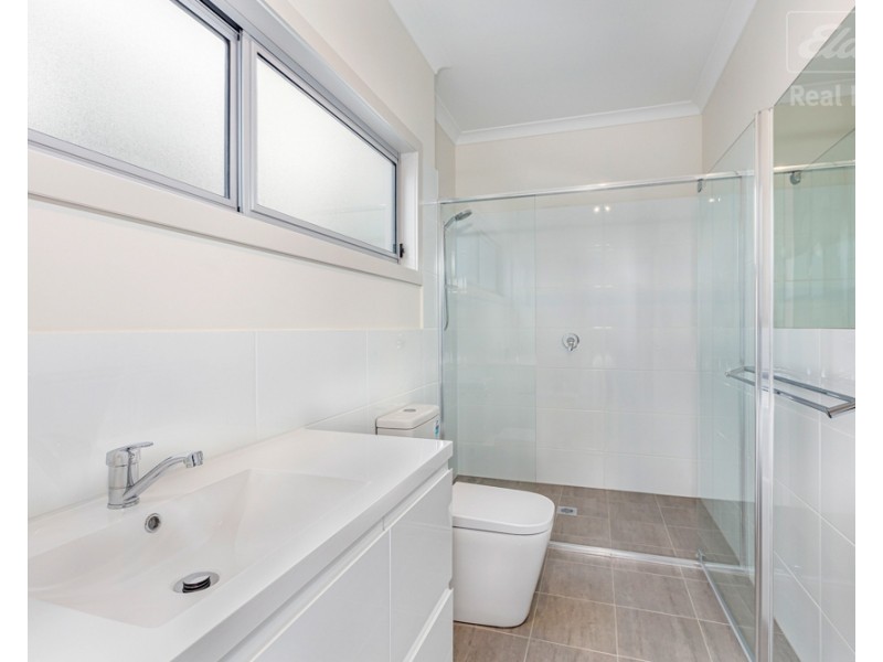 77 Caragh Avenue, Googong NSW 2620