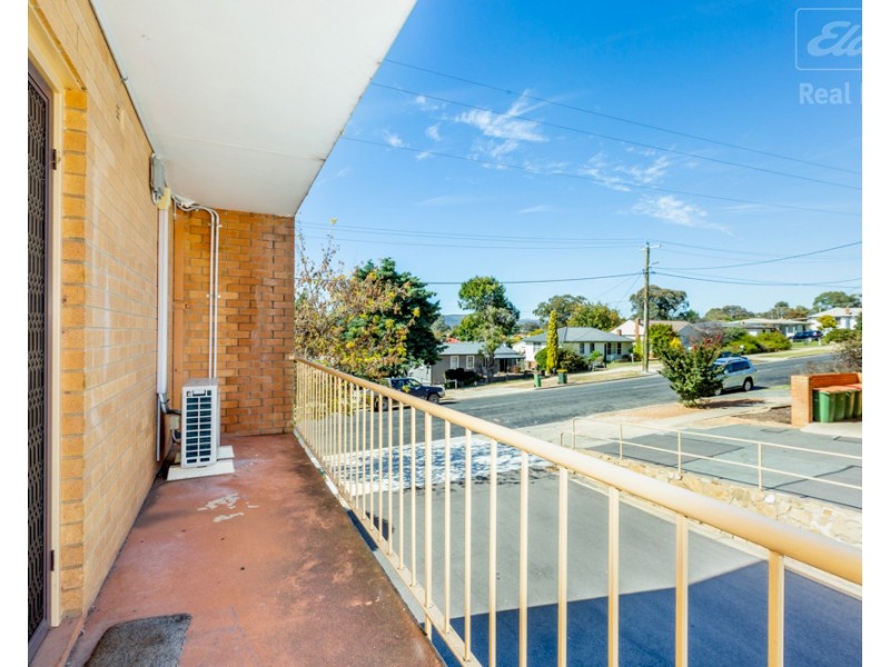 1/61 Donald Road, Queanbeyan NSW 2620