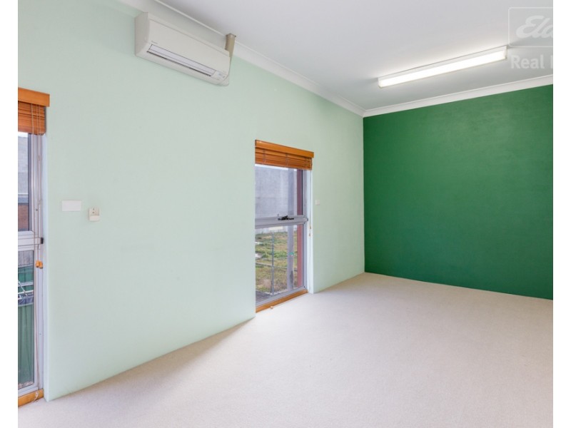 67 Monaro Street, Queanbeyan NSW 2620