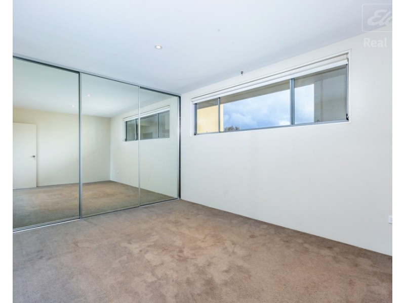 21A/13-17 Uriarra Road, Crestwood NSW 2620