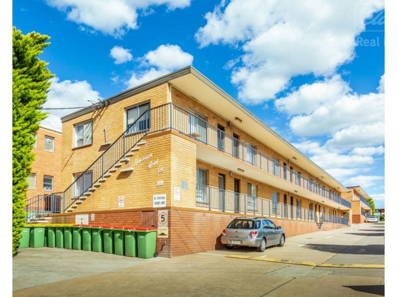 2/124 Henderson Road, Queanbeyan NSW 2620