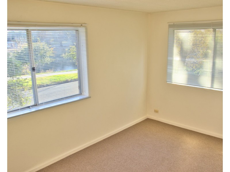 4/46 Trinculo Place, Queanbeyan NSW 2620