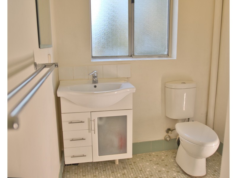 4/46 Trinculo Place, Queanbeyan NSW 2620