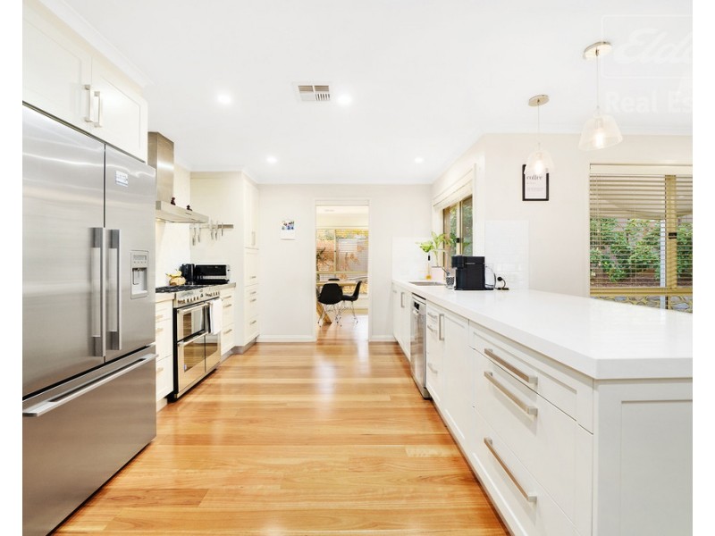 14 Carolyn Jackson Drive, Jerrabomberra NSW 2619