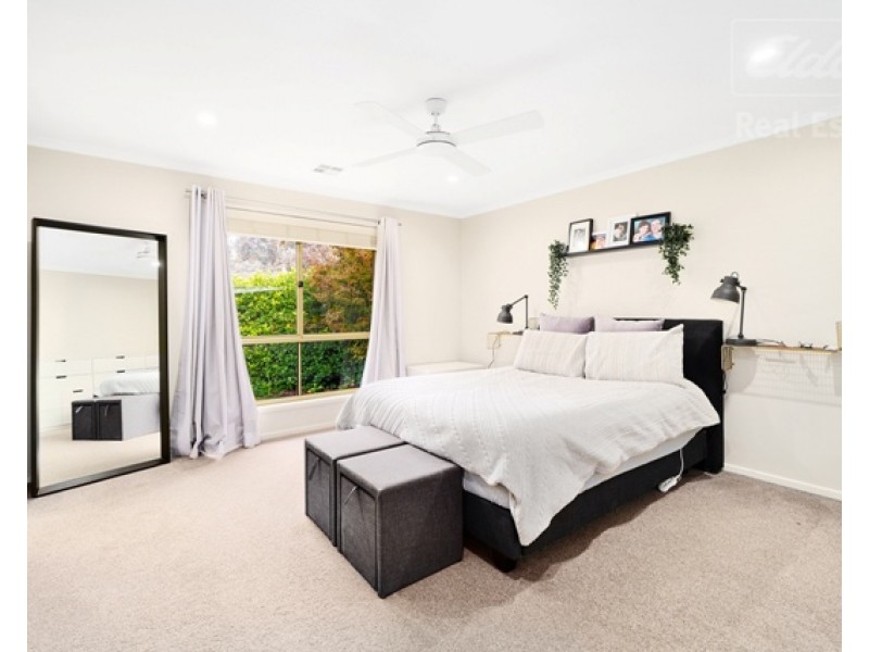 14 Carolyn Jackson Drive, Jerrabomberra NSW 2619