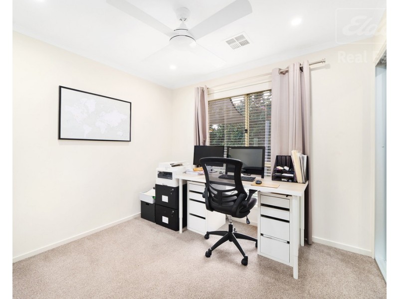 14 Carolyn Jackson Drive, Jerrabomberra NSW 2619