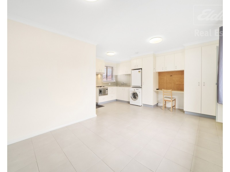 13/2 Donald Road, Queanbeyan NSW 2620