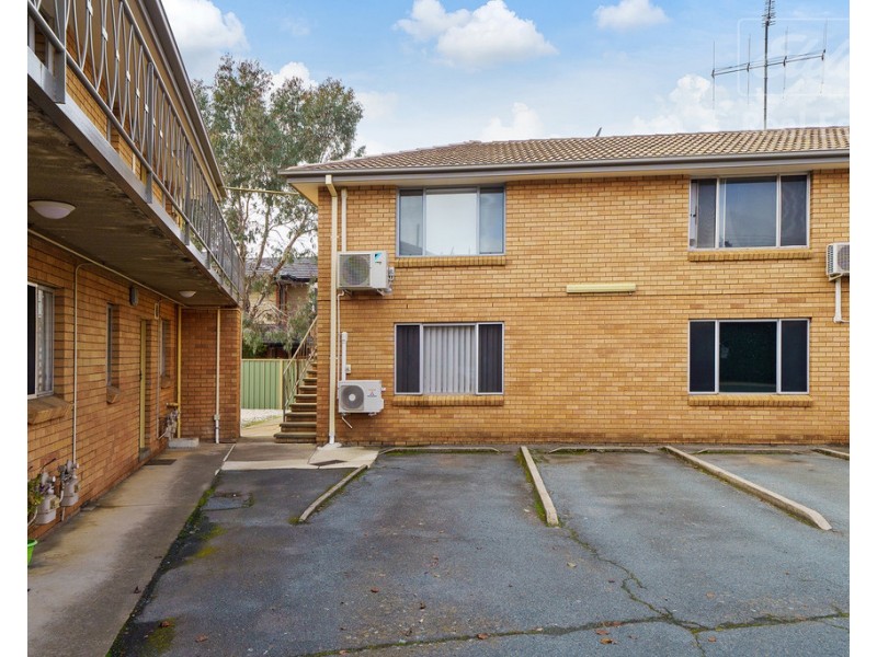 13/2 Donald Road, Queanbeyan NSW 2620