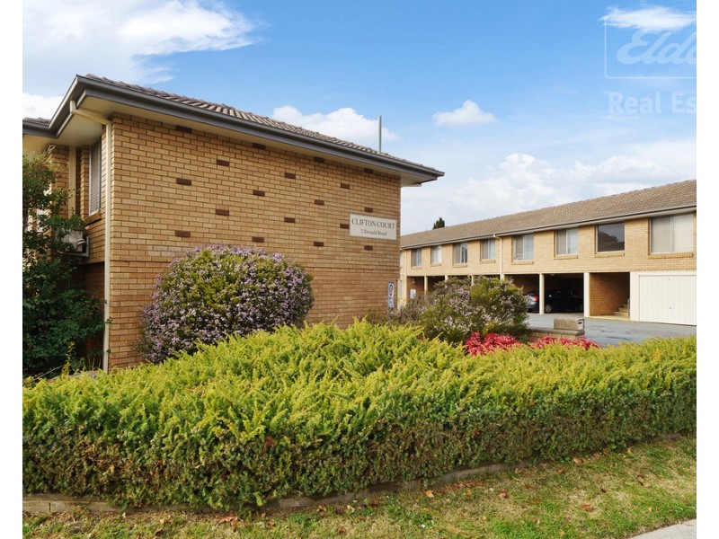 13/2 Donald Road, Queanbeyan NSW 2620