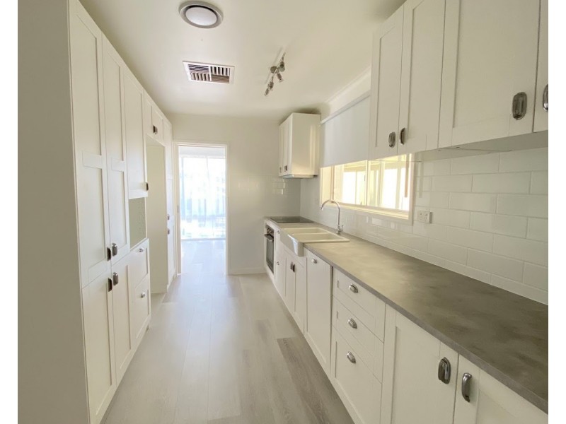 12 Ullamulla Crescent, Karabar NSW 2620