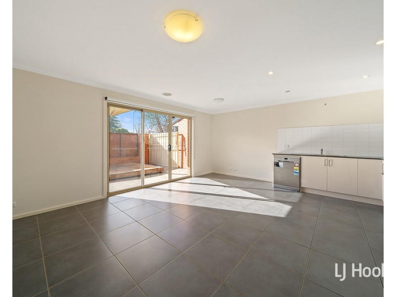 12/3 Broughton Place, Queanbeyan NSW 2620