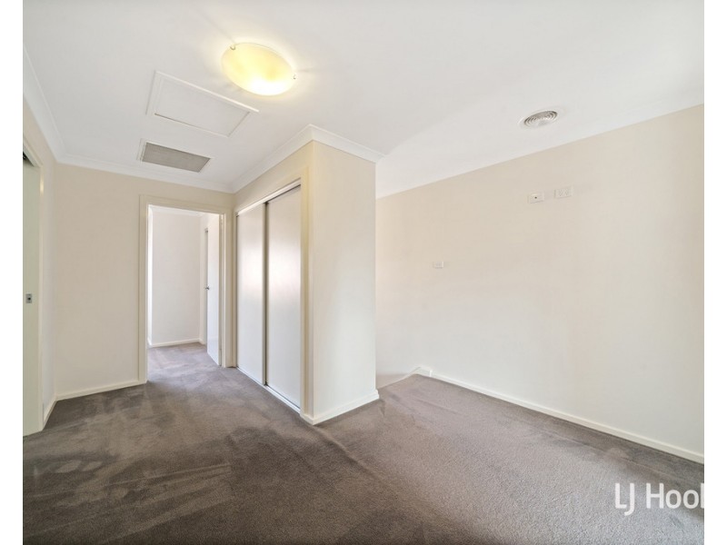 12/3 Broughton Place, Queanbeyan NSW 2620