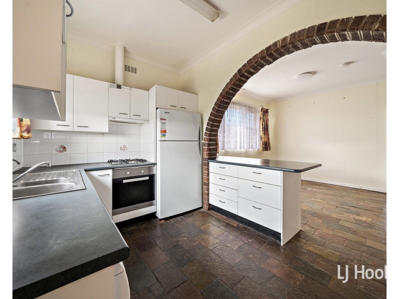 7 Ernest Street, Crestwood NSW 2620