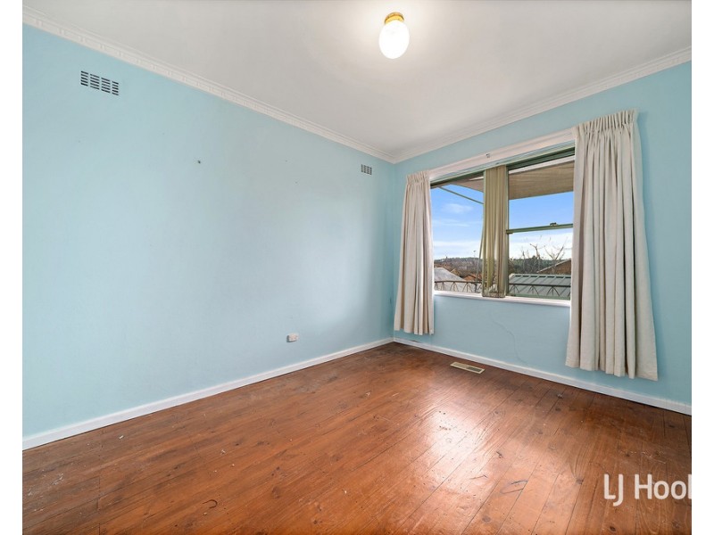 7 Ernest Street, Crestwood NSW 2620