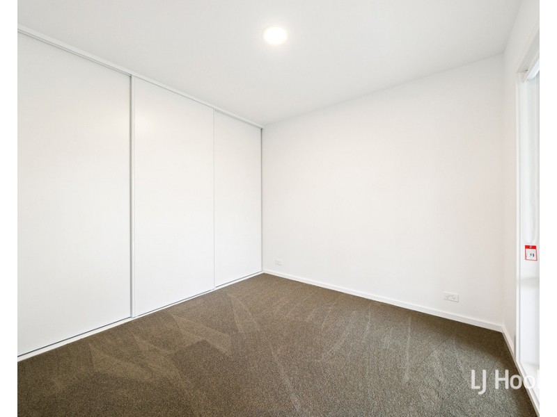 16 Rosa Street, Googong NSW 2620