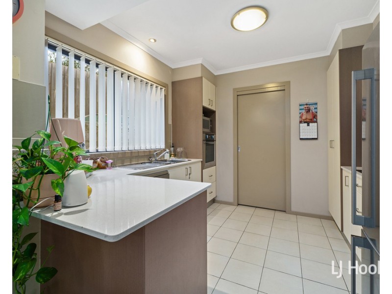 3/4 Erin Street, Queanbeyan NSW 2620