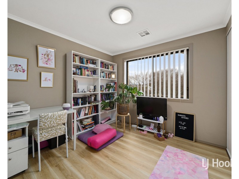 3/4 Erin Street, Queanbeyan NSW 2620