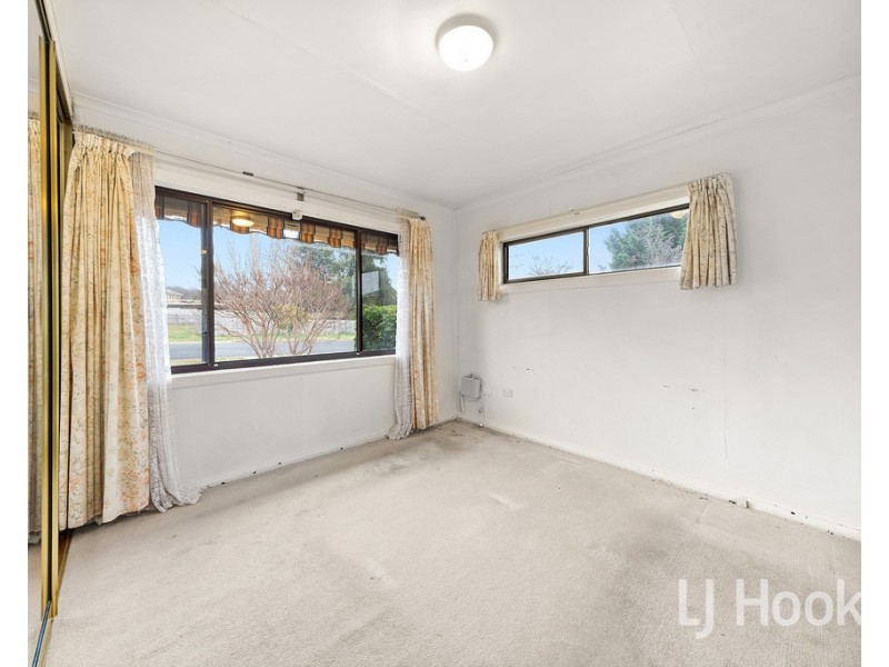5 Ingleside Road, Karabar NSW 2620