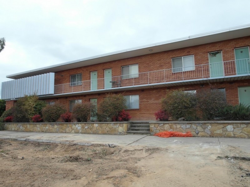 4/20 Charles Street, Queanbeyan NSW 2620