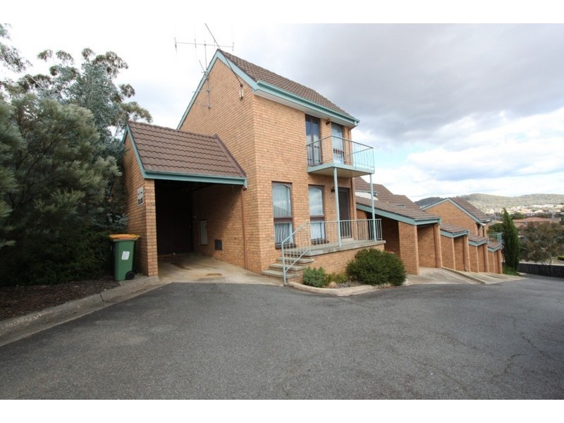 5/12 Nimmitabel Street, Queanbeyan NSW 2620