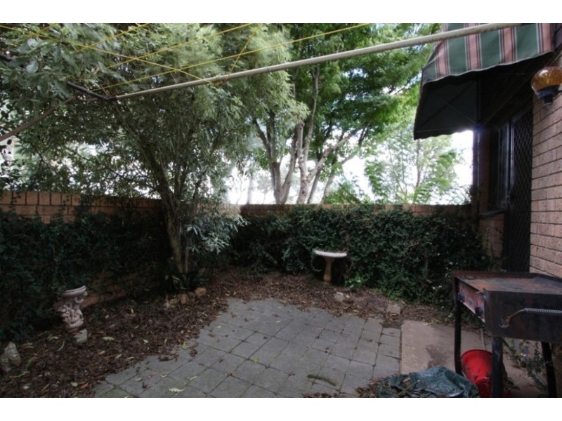 5/12 Nimmitabel Street, Queanbeyan NSW 2620