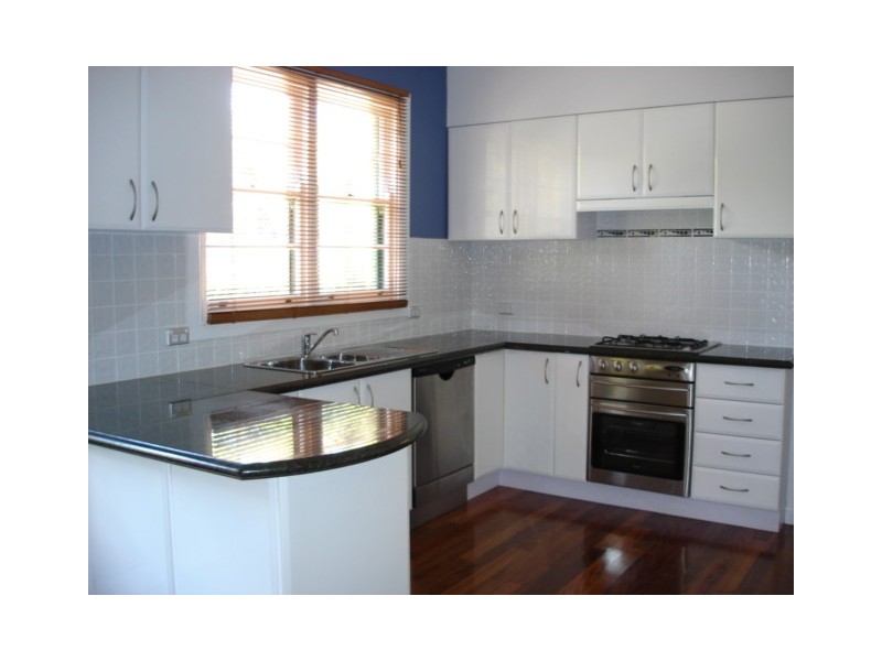 27 Donald Road, Queanbeyan NSW 2620