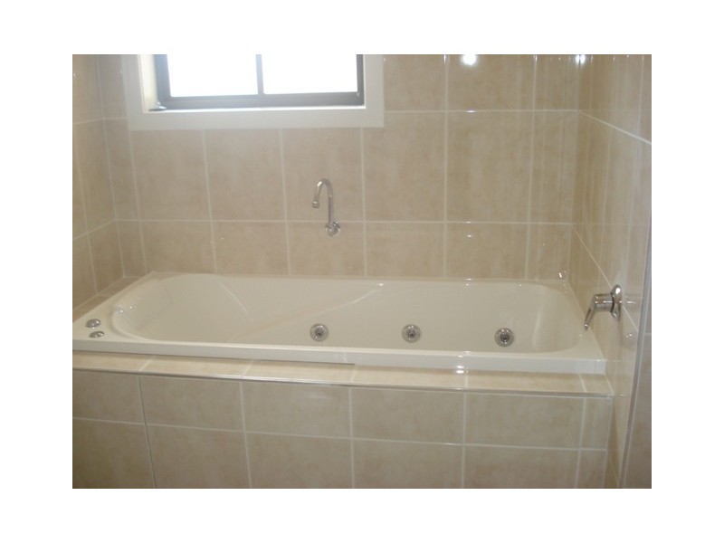 14 Geebung Place, Queanbeyan NSW 2620