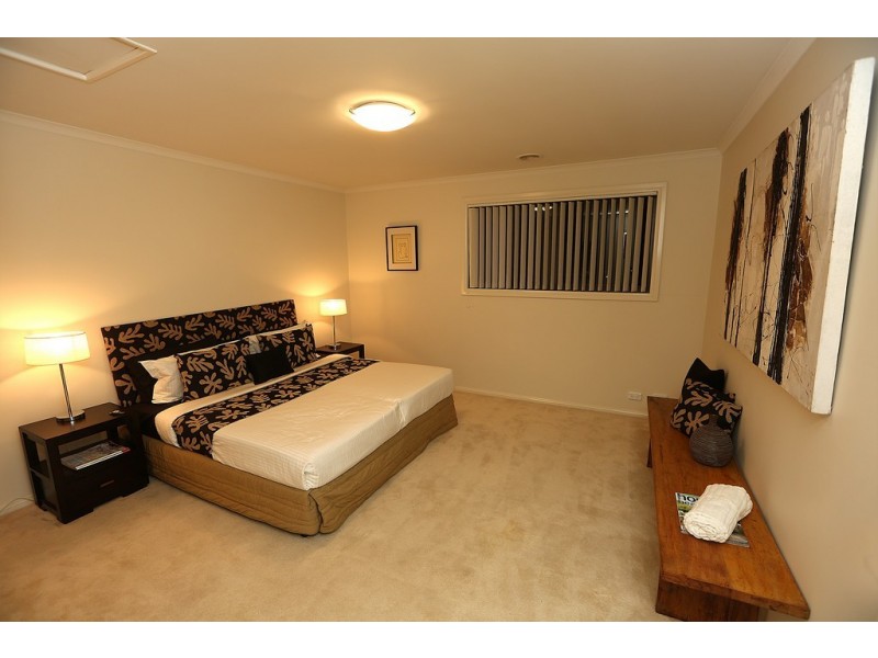 2/6 Adams Street, Queanbeyan NSW 2620