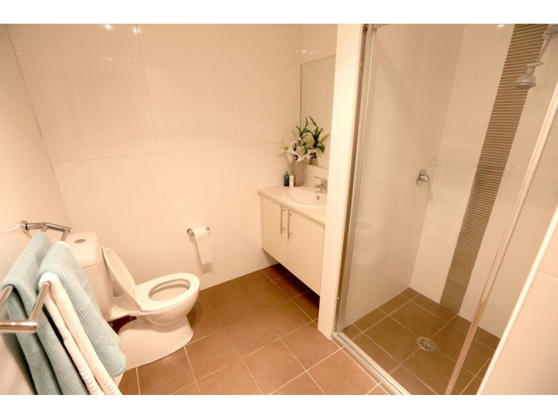 2/6 Adams Street, Queanbeyan NSW 2620