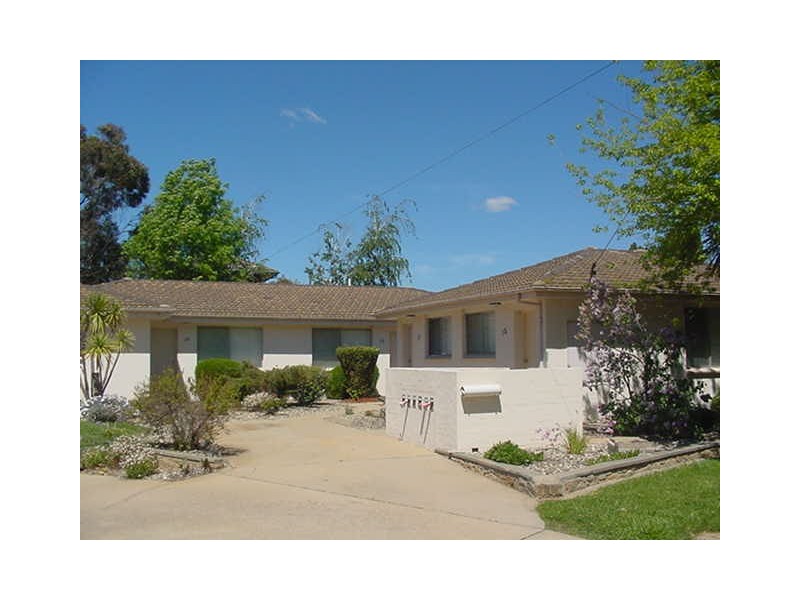 16 Bowers Place, Queanbeyan NSW 2620