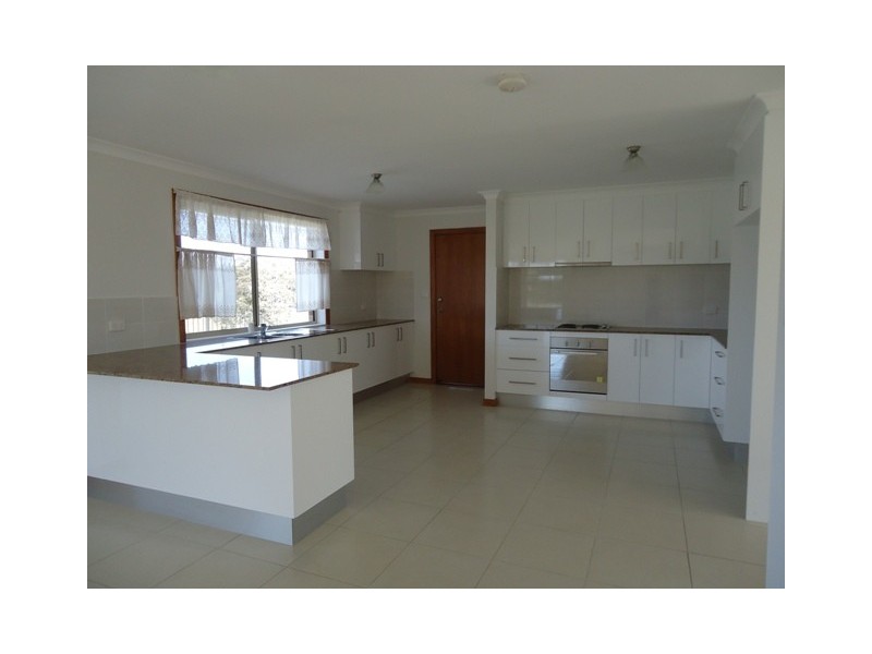 1/96 Doust Road, Bywong NSW 2621