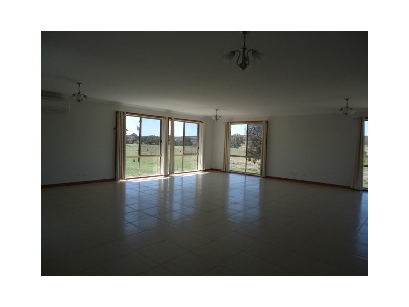 1/96 Doust Road, Bywong NSW 2621